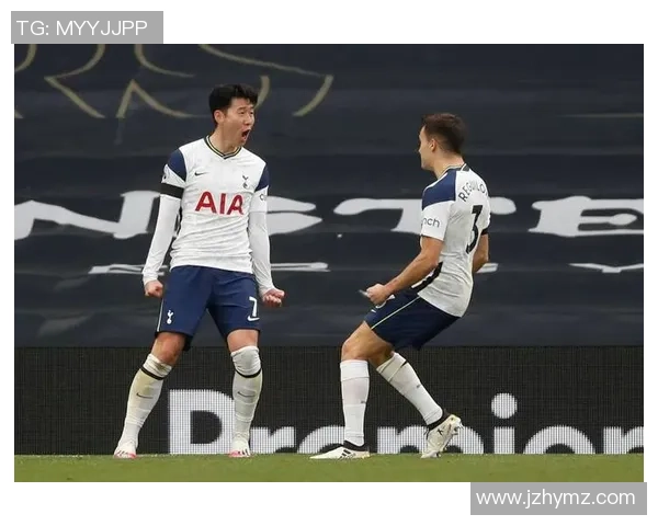 2018年热刺与曼联激战回顾：经典对决与战术较量的精彩瞬间