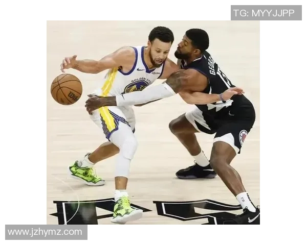 勇士与76人激战正酣2月28日精彩对决引发球迷热议 勇士与76人激战正酣2月28日精彩对决引发球迷热议